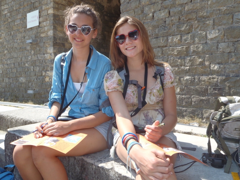 Village Camps International Summer Camp Ard&egrave;che, France 2019-07-26 https://www.villagecamps.com/journals_admin/images/17-10-Katrina and Seffa.jpg